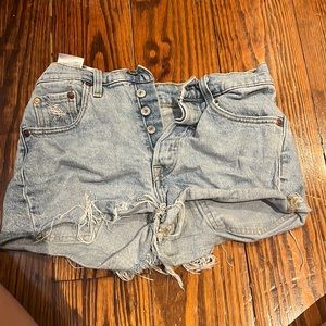 Levi’s 501 mid-rise size 25
